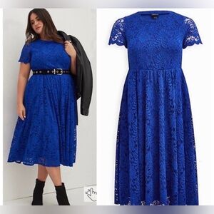 Torrid NWT blue lace lined dress with pockets!